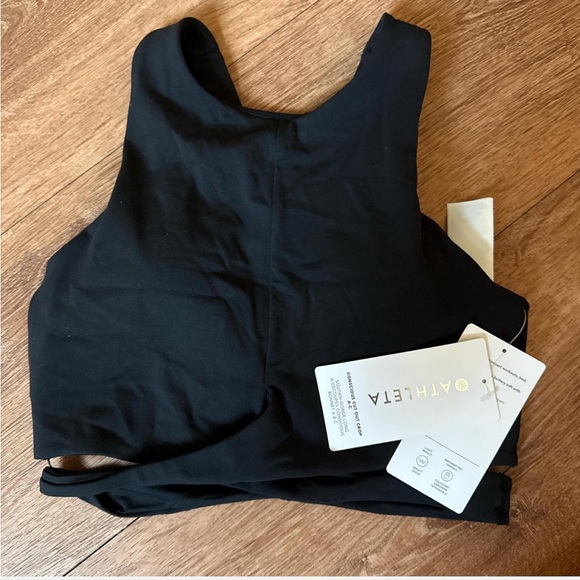 Athleta Black Workout Top NWT - Picture 1 of 2